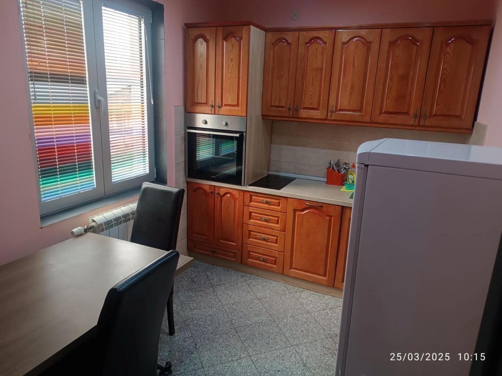 Blue Point Apartment Kragujevac Ngoại thất bức ảnh
